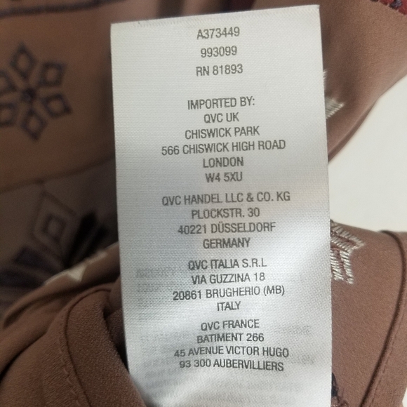 Logo by Lori Goldstein color block embroidered beaded blouse - Picture 12 of 13